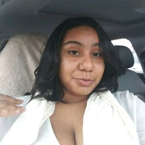 Meet your Posher, Simone